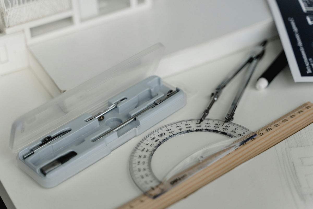 TEST & MEASUREMENT – Advanced Clock Movements