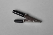 Load image into Gallery viewer, ALLIGATOR CLIPS - INSULATED SHANK
